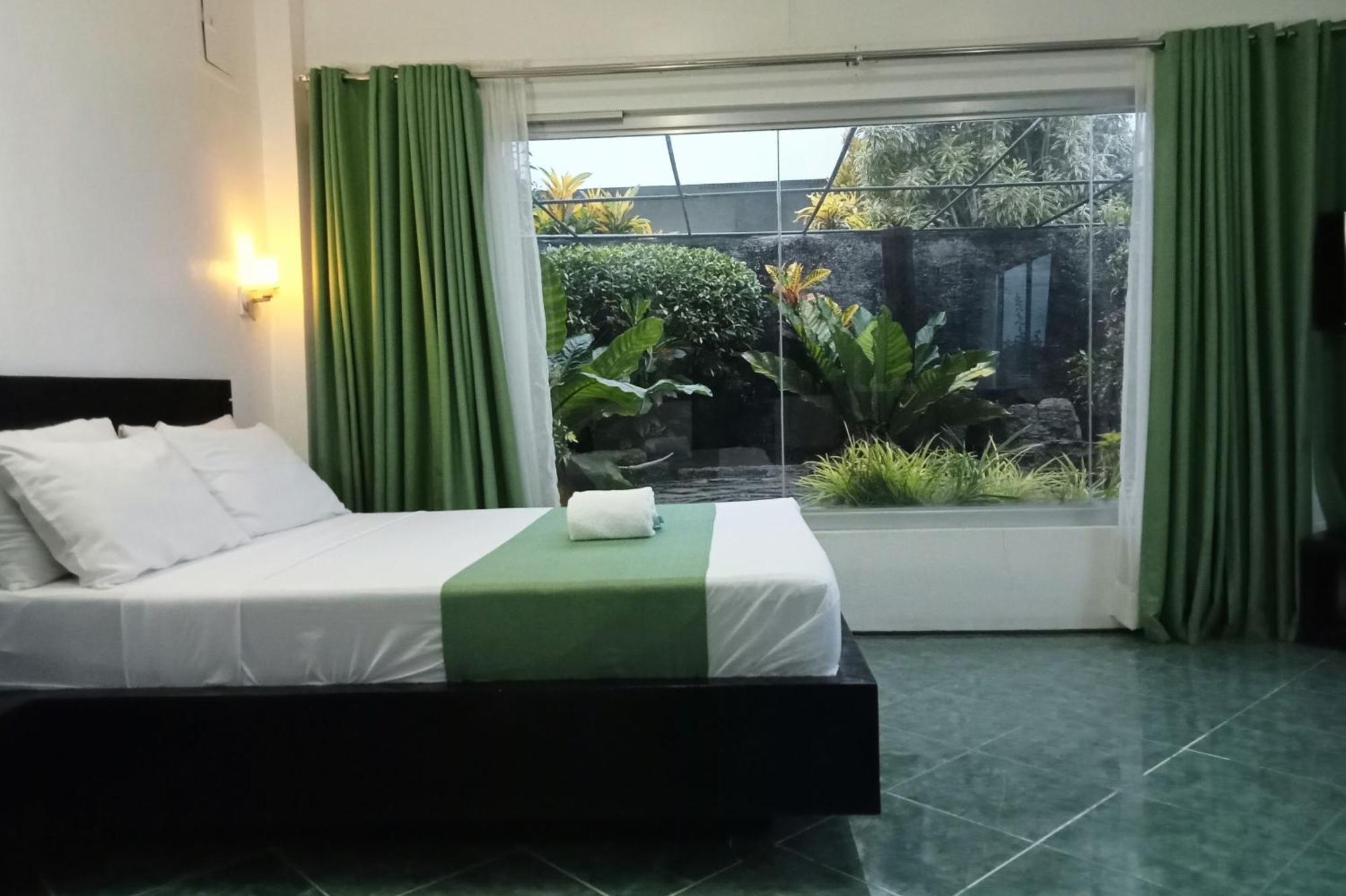Garin Farm Pilgrimage Resort Powered By Cocotel San Joaquin Camera foto